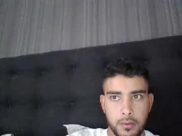 akilles1470 chaturbate