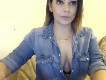 andyjuliaxxx chaturbate