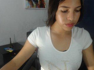 angie-leon774 bongacams