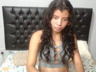 Anie4Love bongacams