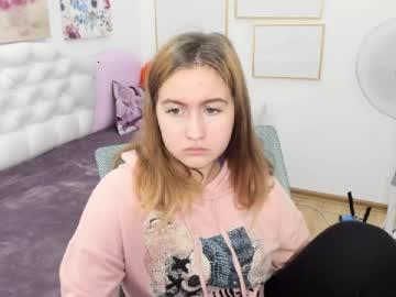 annettdools chaturbate