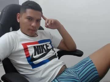 austin_love22 chaturbate