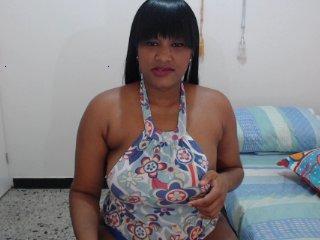 Candela69 bongacams