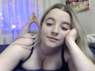 CandyEva bongacams