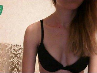 CutyOne bongacams