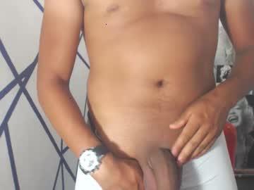 danielhotx1xx chaturbate