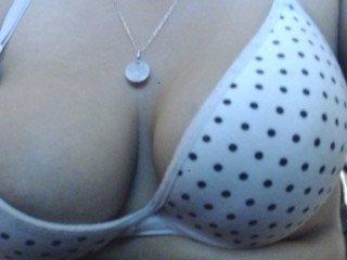 DYRTTYJUICE bongacams