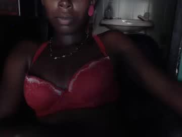 ebonylatina111 chaturbate