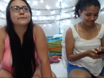 hot_colrabbits chaturbate