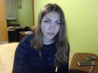 Kamilla-18 bongacams