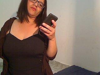 ladysexy69hot bongacams