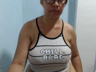 LATINAANALx bongacams