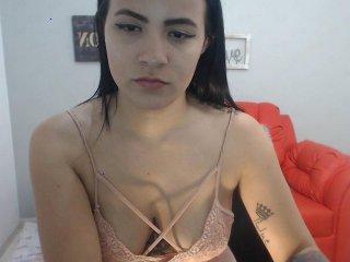 LiaWoods bongacams