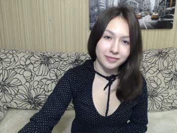 lily_charming chaturbate