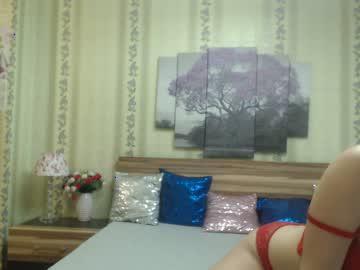 lovelyyyblonde chaturbate