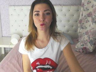 LuckyKarolina bongacams