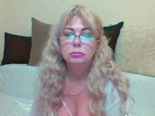 Luiziana111 bongacams