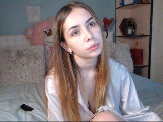 Malvina79 bongacams