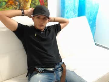 nicolaz982 chaturbate