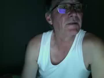 simonsbedxxx chaturbate