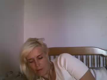 sweet_family19 chaturbate