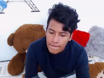 thyagoruiz2 chaturbate