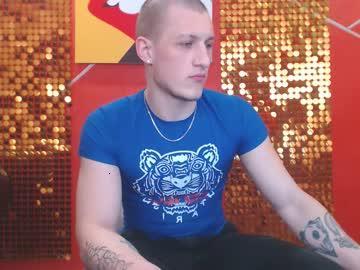 vance_lucky chaturbate