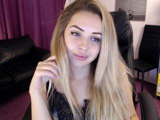 WhoThatGirl bongacams